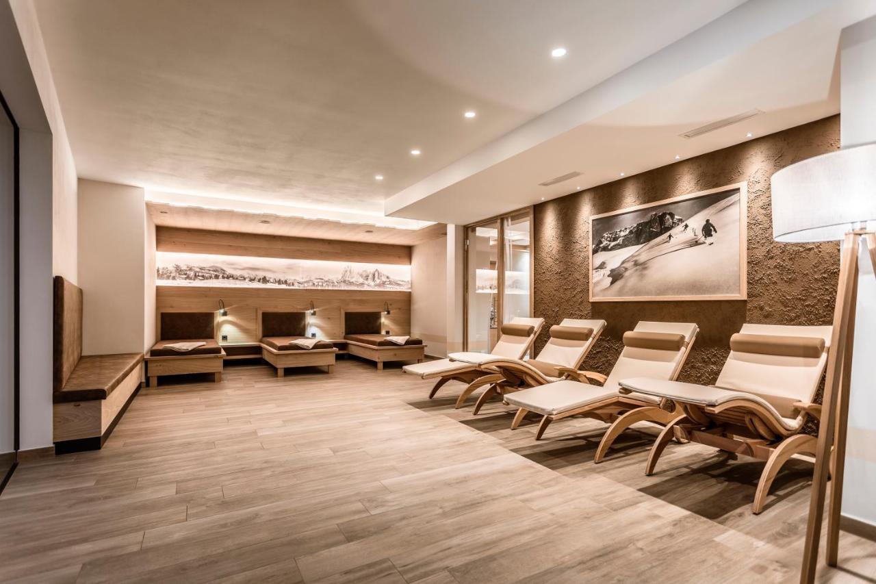 Luxury Chalet Plazola Selva di Val Gardena Exterior photo